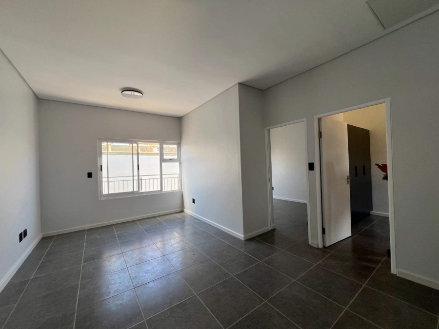 To Let 2 Bedroom Property for Rent in Newinbosch Western Cape